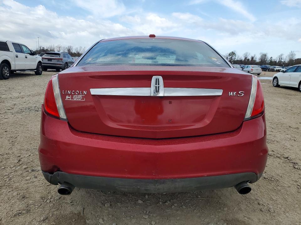 2011 Lincoln MKS