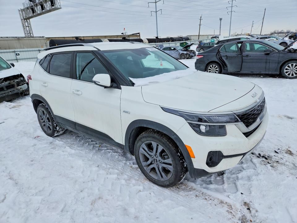 2023 KIA Seltos s