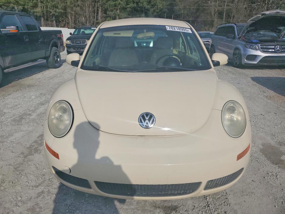 2008 Volkswagen New Beetle s