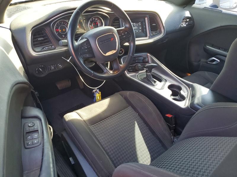 2015 Dodge Challenger sxt