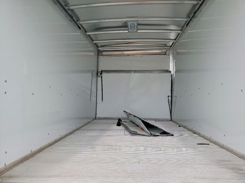 2025 GMC Savana BOX Truck