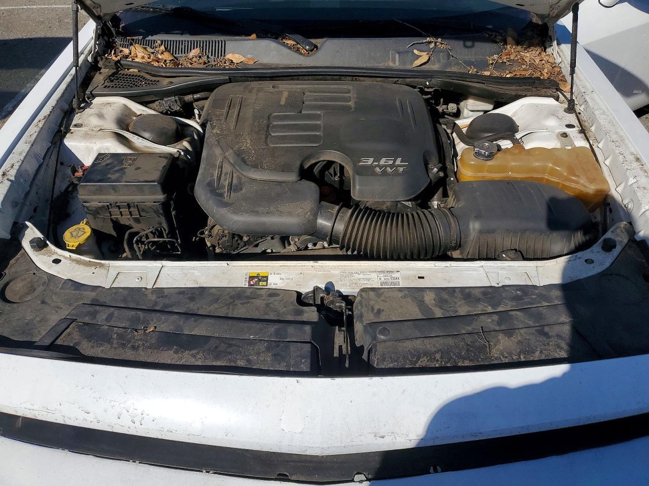 2013 Dodge Challenger sxt