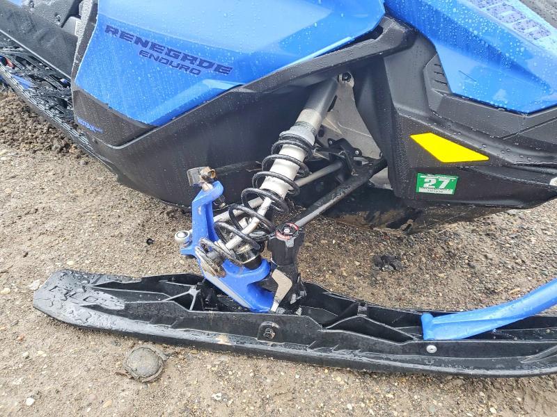 2021 Skidoo 2021 Skidoo Renegade