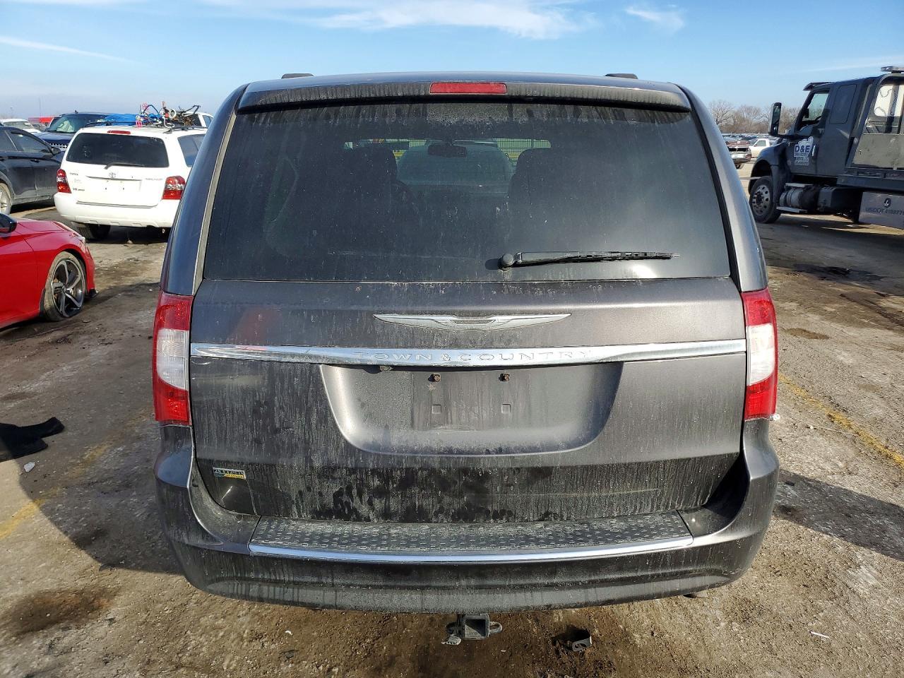 2016 Chrysler Town & Country Touring