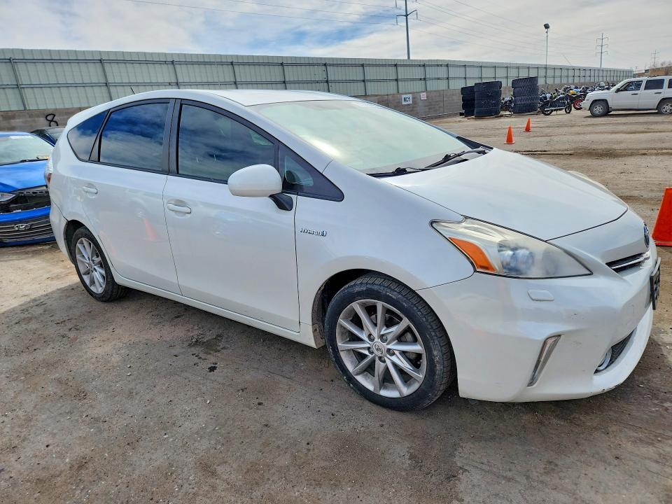 2013 Toyota Prius v