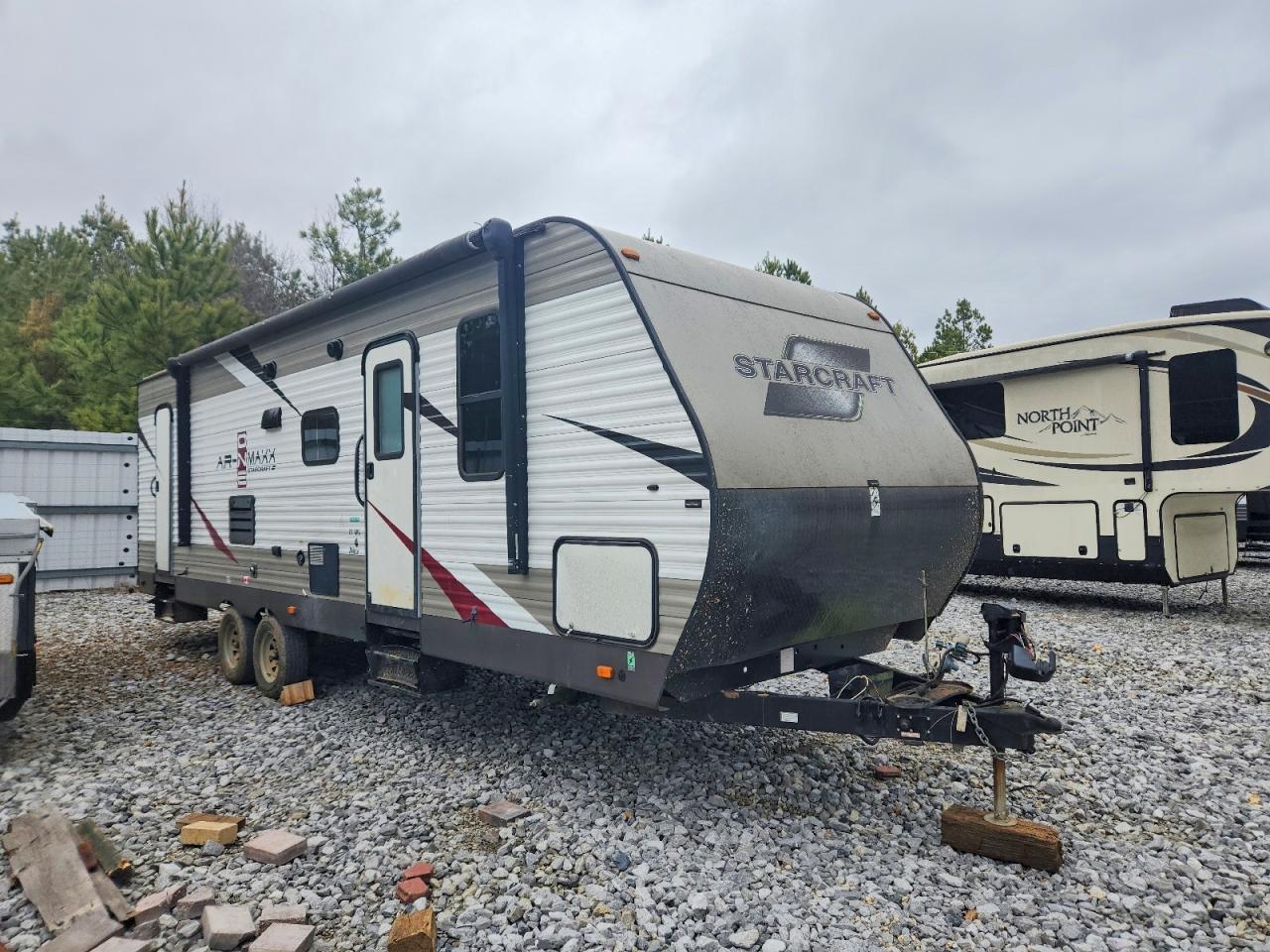 2017 Starcraft Camper