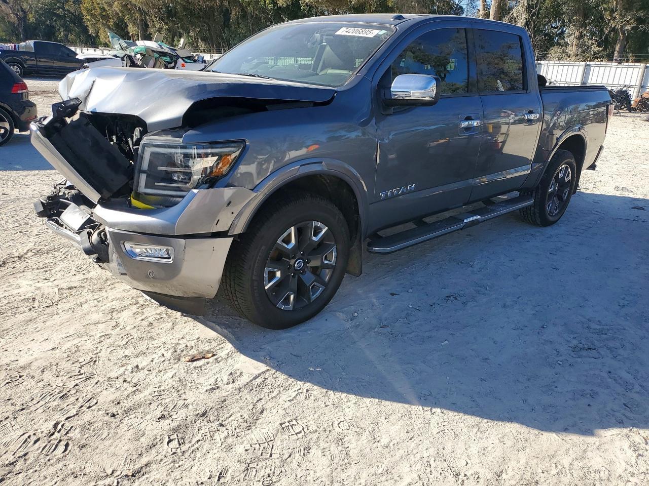 2021 Niss Titan