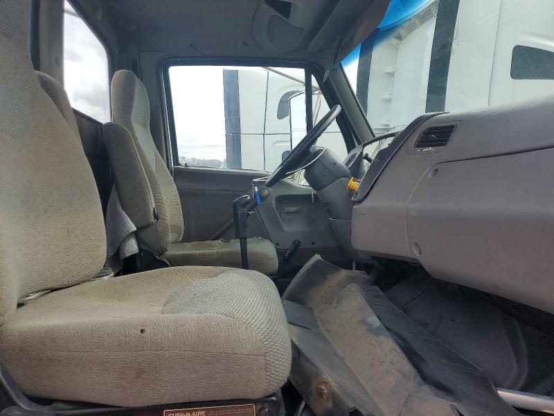 2000 Sterling 2000 Sterling L9522 Truck Cab AND Chassis