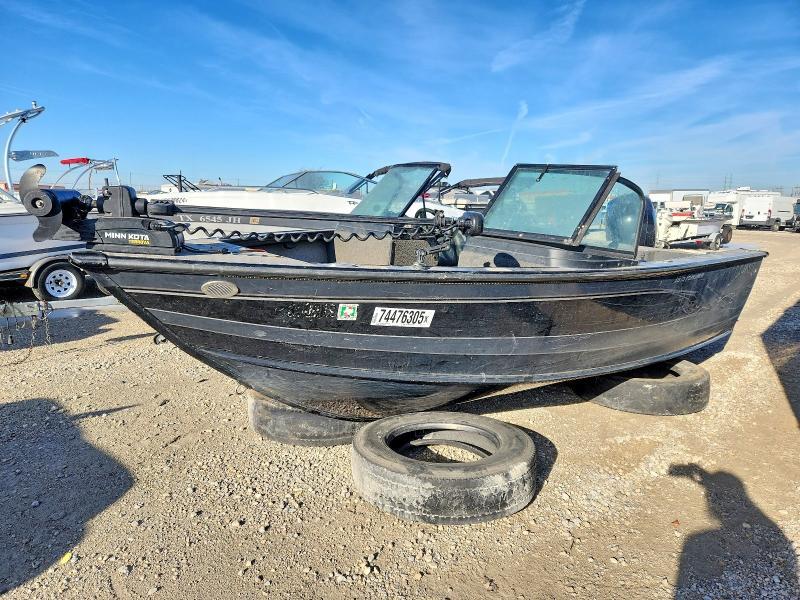 2022 Lund Boat-Boat