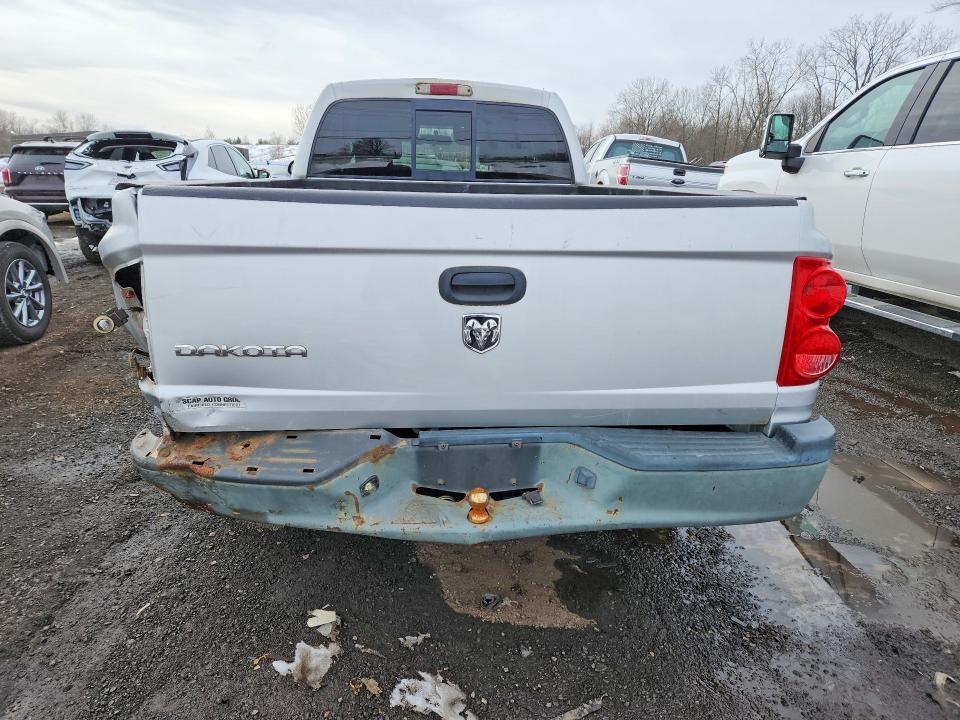 2005 Dodge Dakota st
