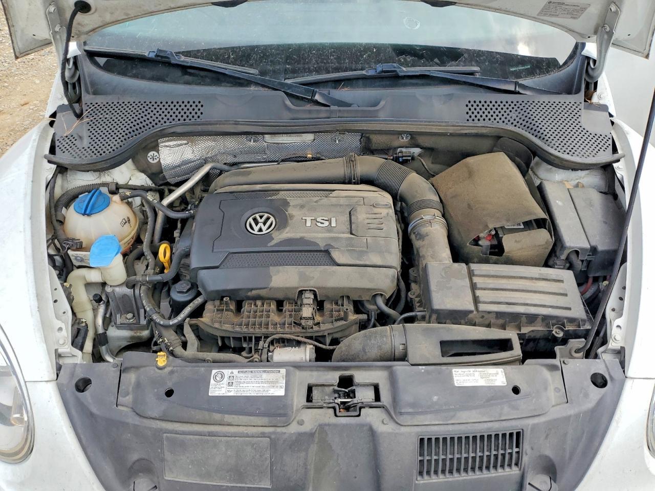 2016 Volkswagen Beetle Dune