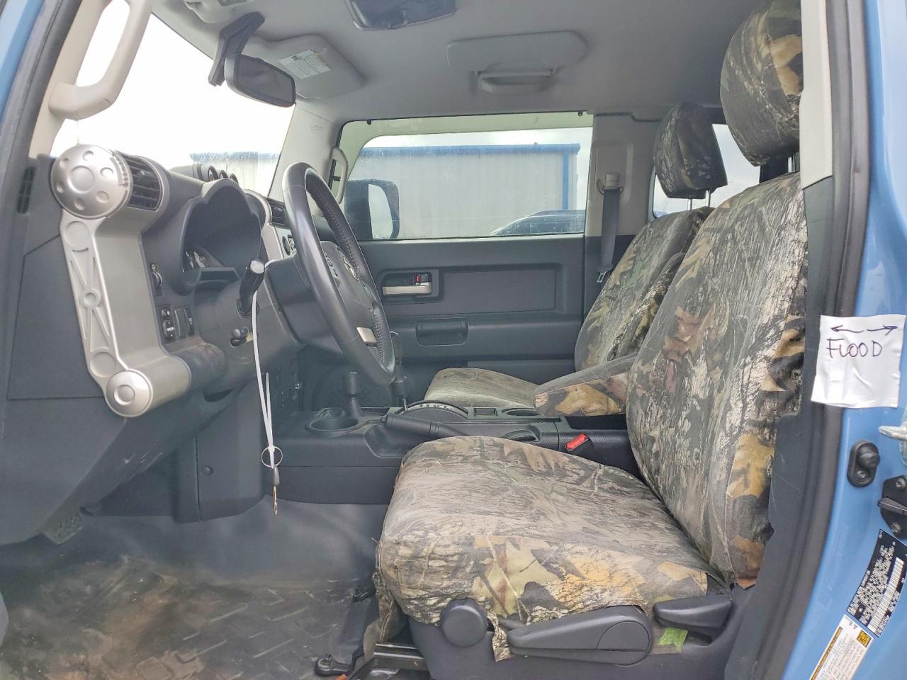 2014 Toyota Fj Cruiser Base