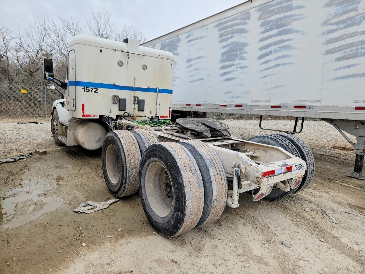 2015 Pntw 579-Semi Truck