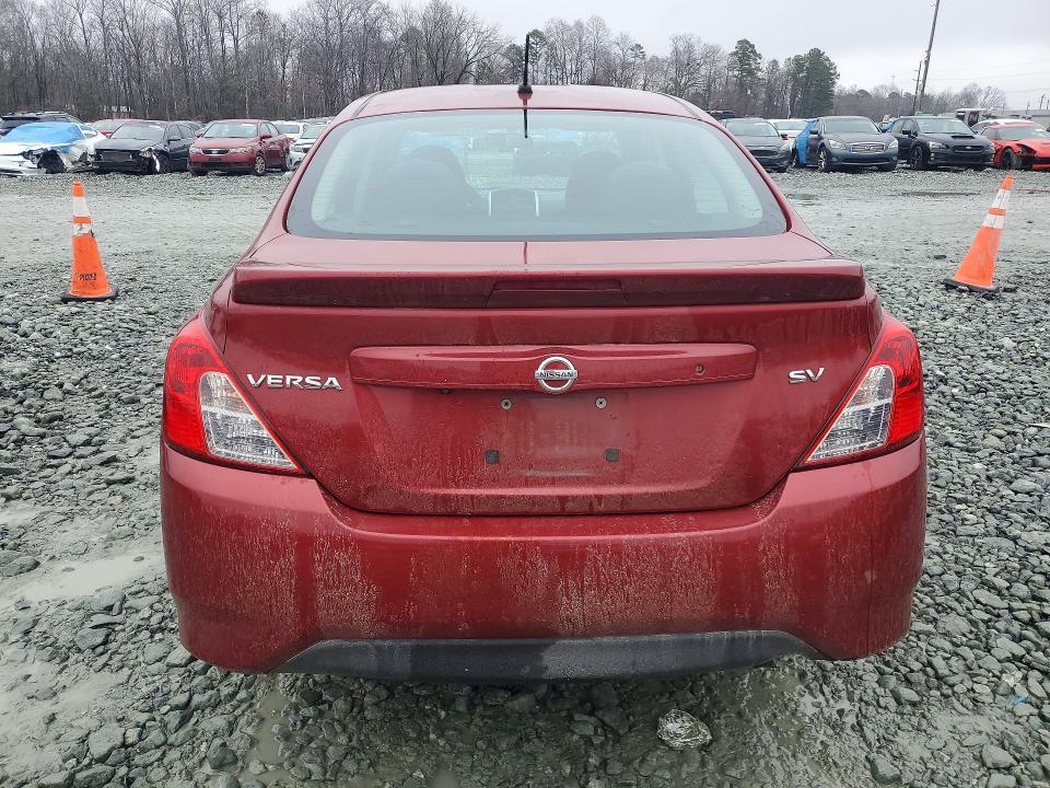 2019 Nissan Versa sv