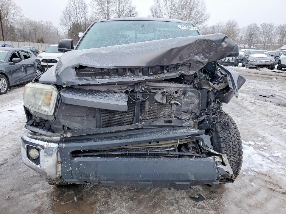 2014 Toyota Tundra Double cab sr