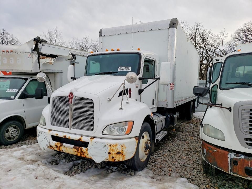 2013 Kenworth T370 box Truck