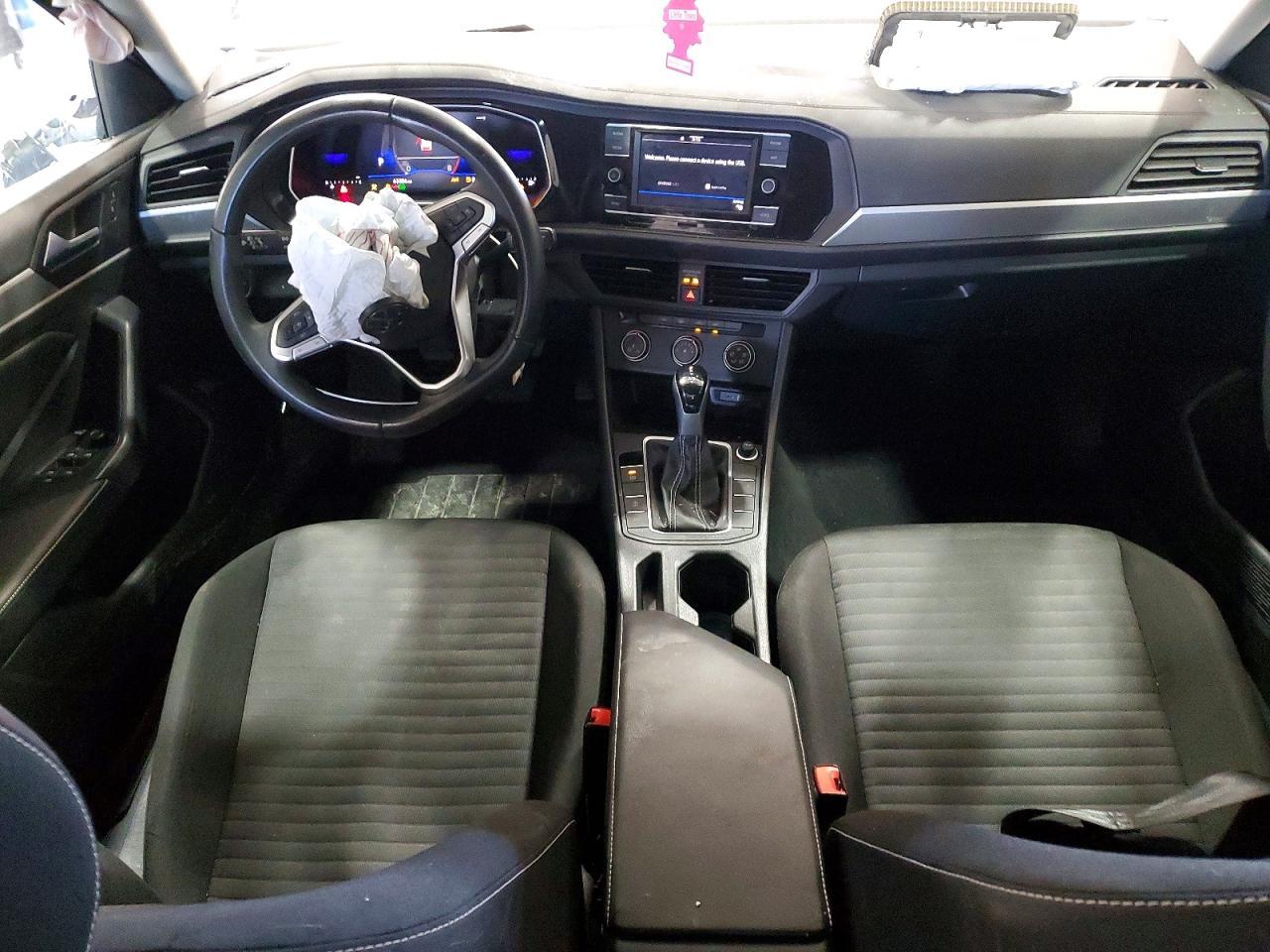 2024 Volkswagen Jetta s