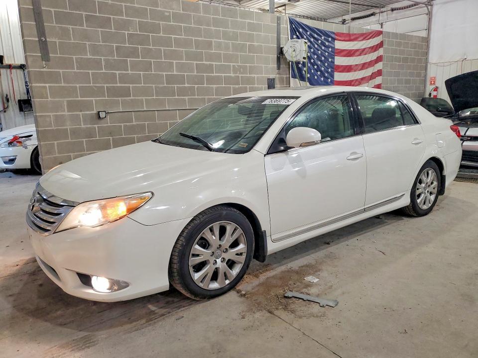 2011 Toyota Avalon Base