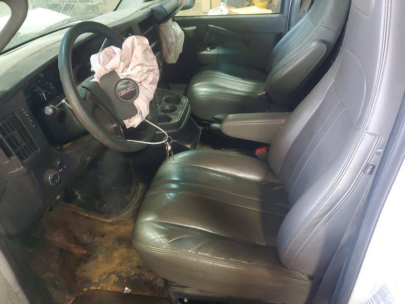 2016 GMC Savana G3500