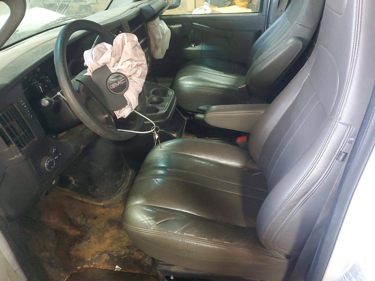 2016 GMC Savana G3500