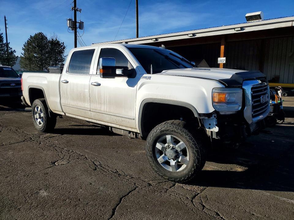 2015 GMC Sierra K2500 SLT