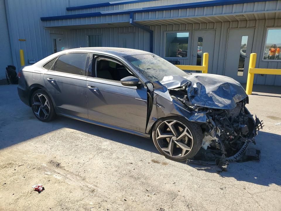 2020 Volkswagen Passat R-line