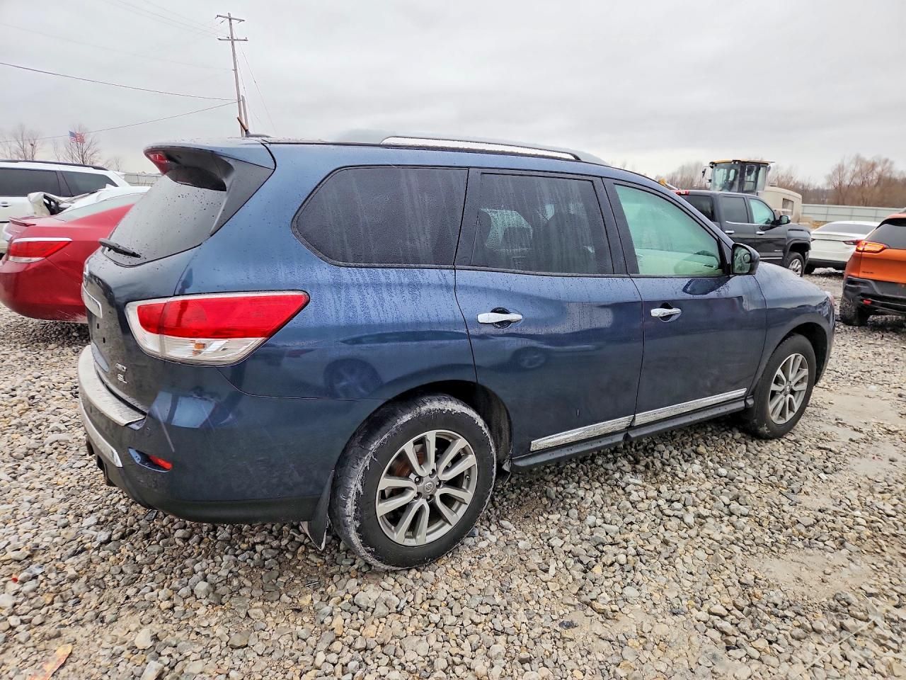 2015 Nissan Pathfinder s