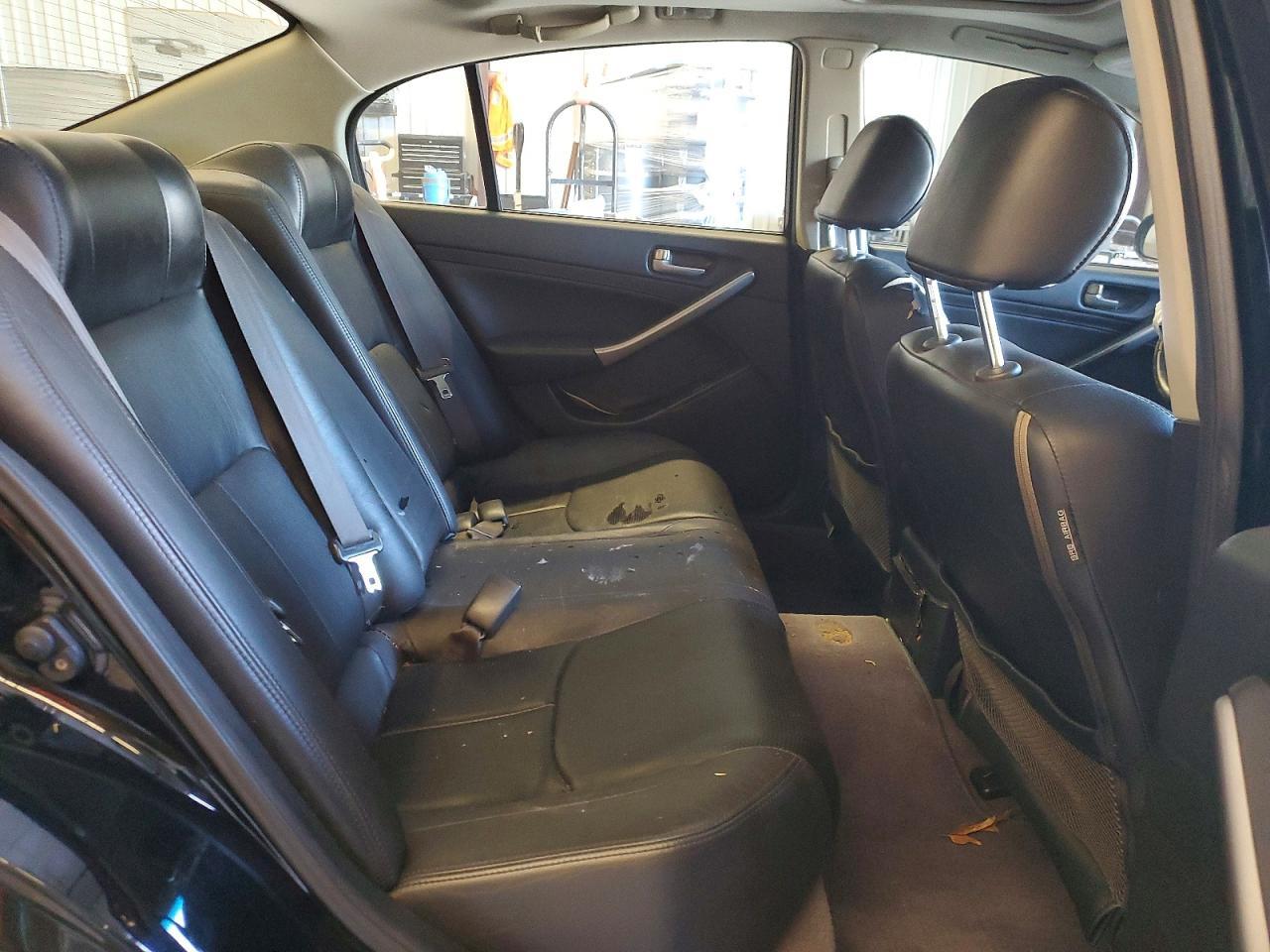 2003 Infiniti G35 Base