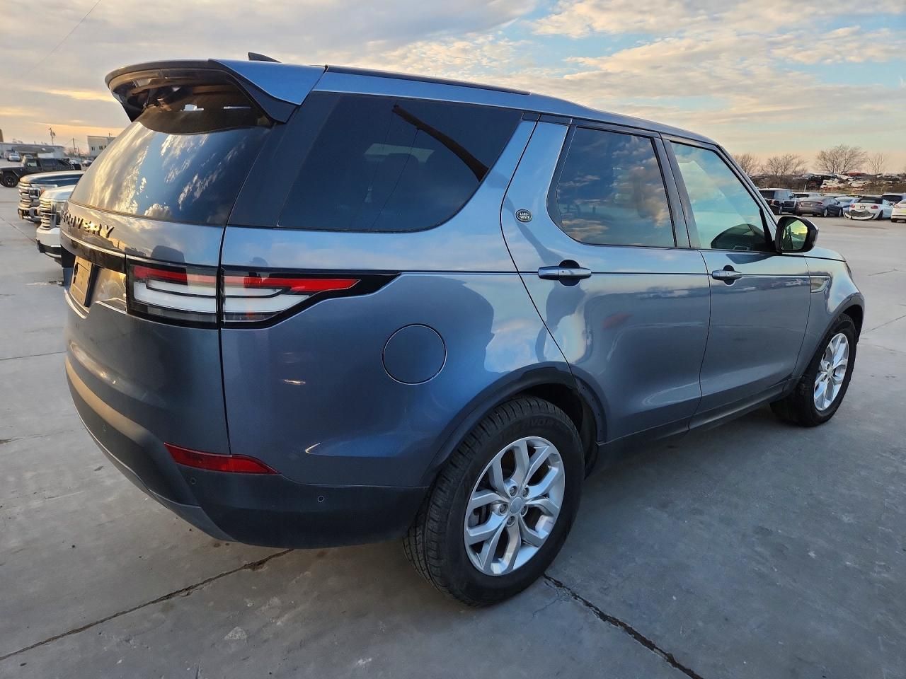 2020 Land Rover Discovery se