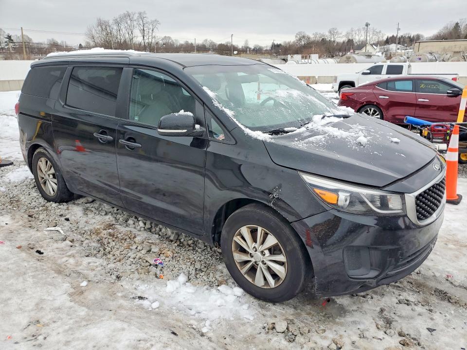 2016 KIA Sedona lx