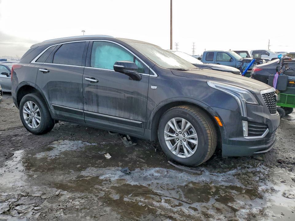 2025 Cadillac XT5 Luxury