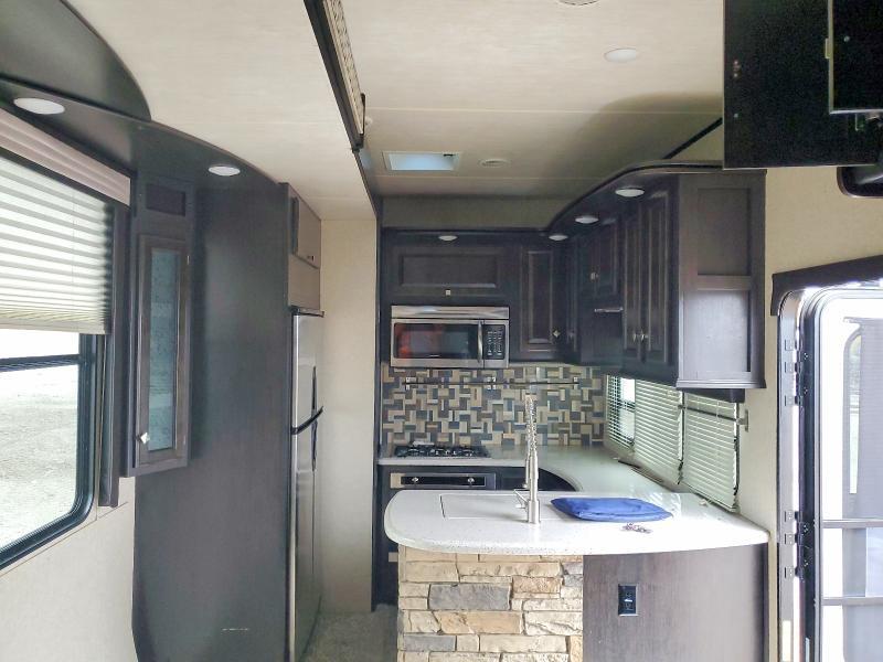 2017 Heartland Road Warrior Camper