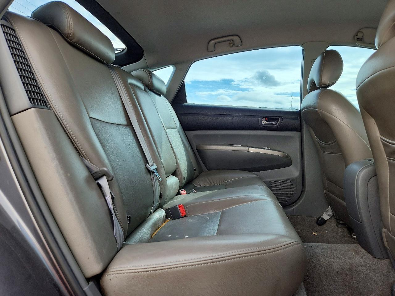 2006 Toyota Prius Base