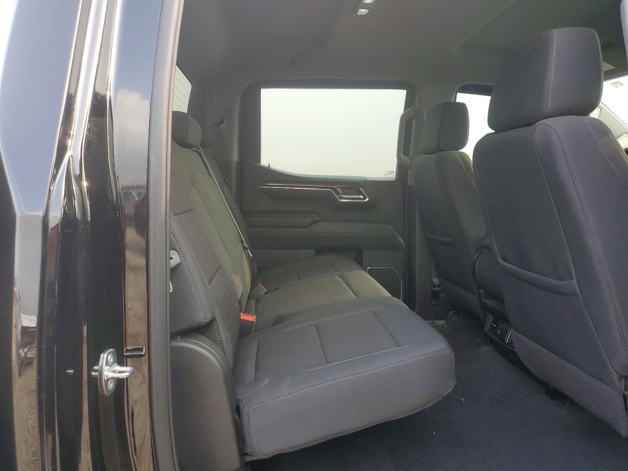 2024 Chevrolet Silverado C1500 LT