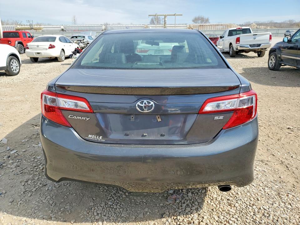 2013 Toyota Camry l