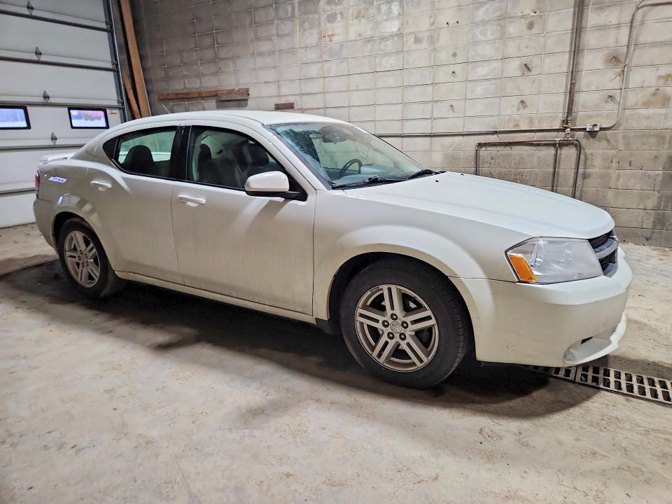 2010 Dodge Avenger r