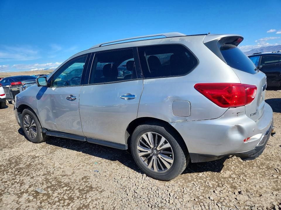 2018 Nissan Pathfinder sl
