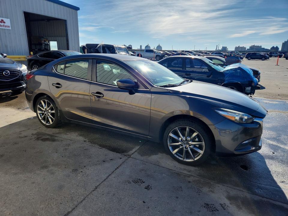2018 Mazda 3 Touring
