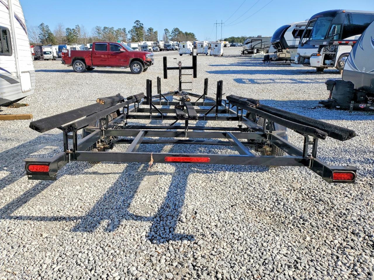 2021 Middlebury 2021 MID America Boat Trailer