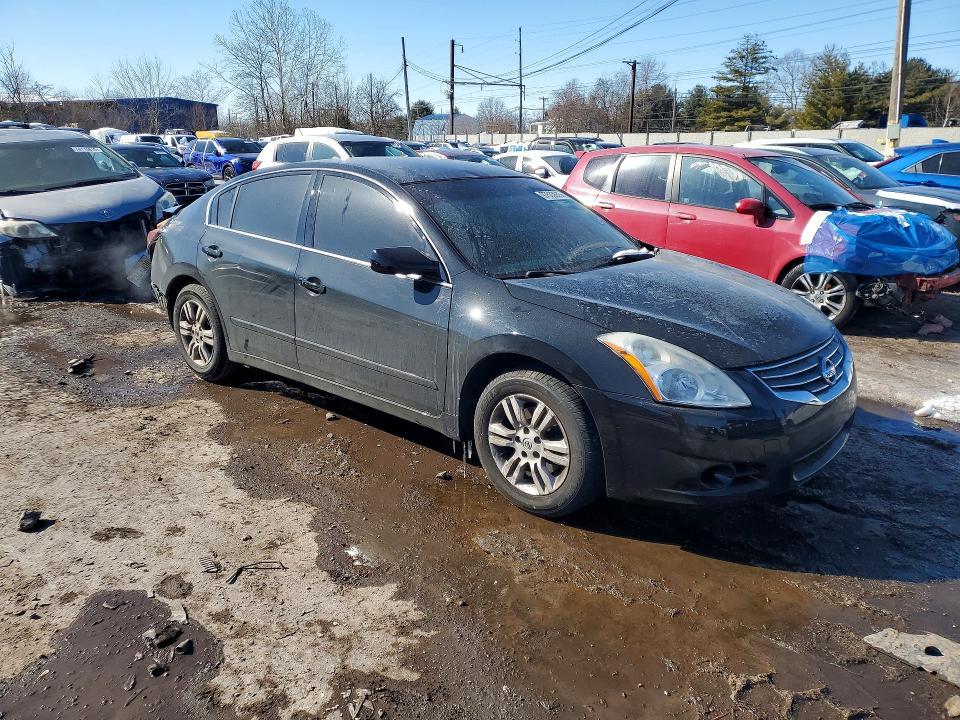 2010 Nissan Altima Base