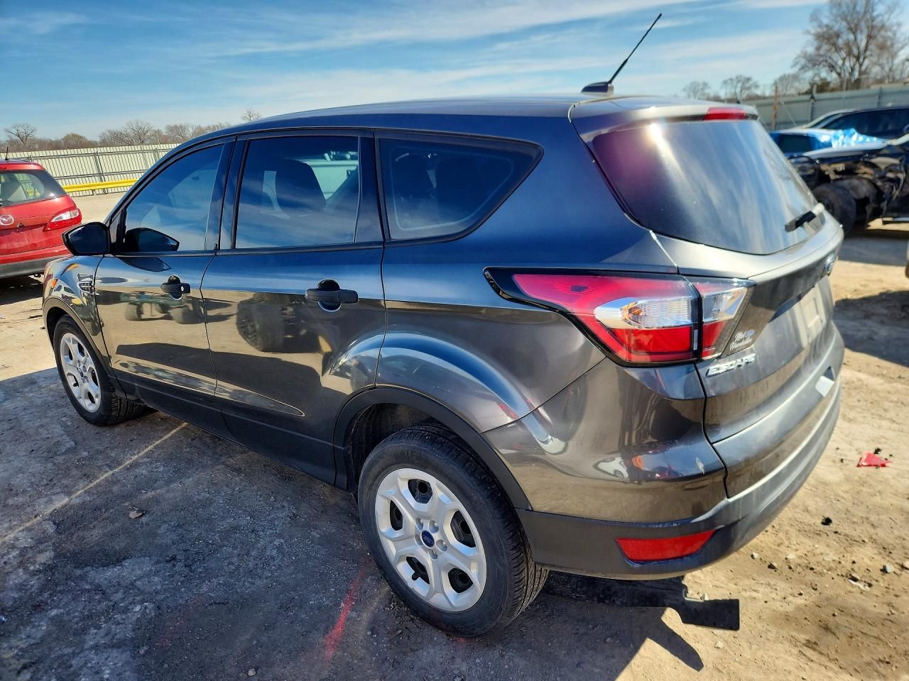 2018 Ford Escape s