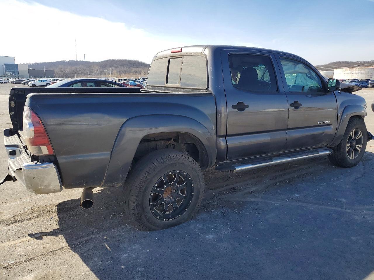 2015 Toyota Tacoma Double Cab Prerunner