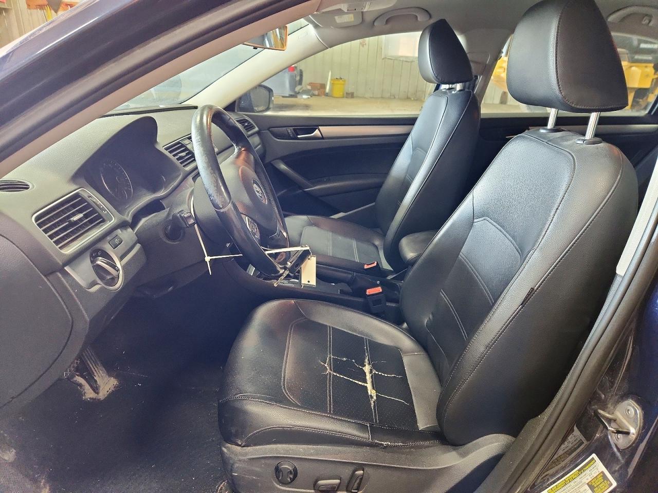 2014 Volkswagen Passat s