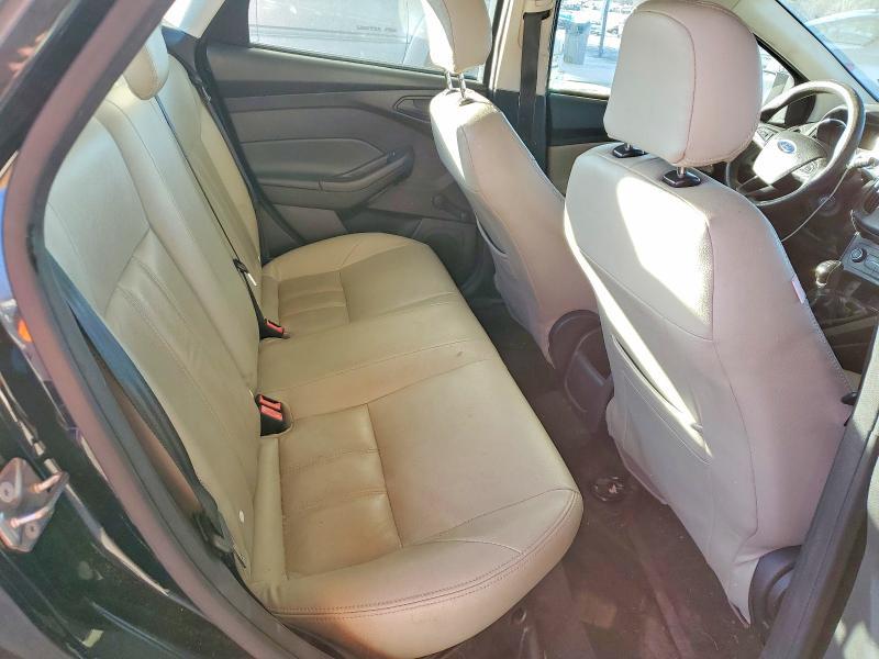 2016 Ford Focus s