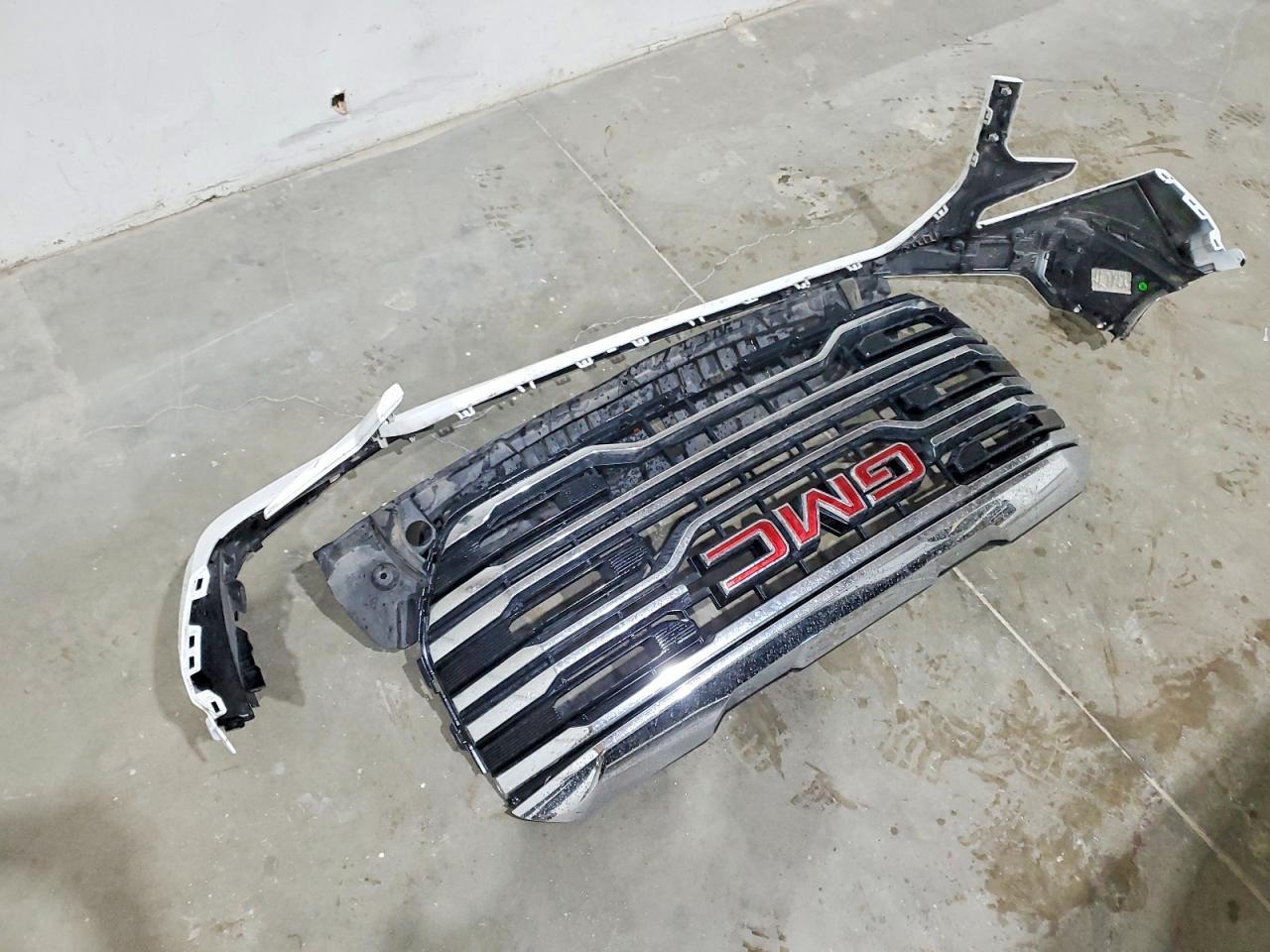 2025 GMC Sierra C1500 SLT