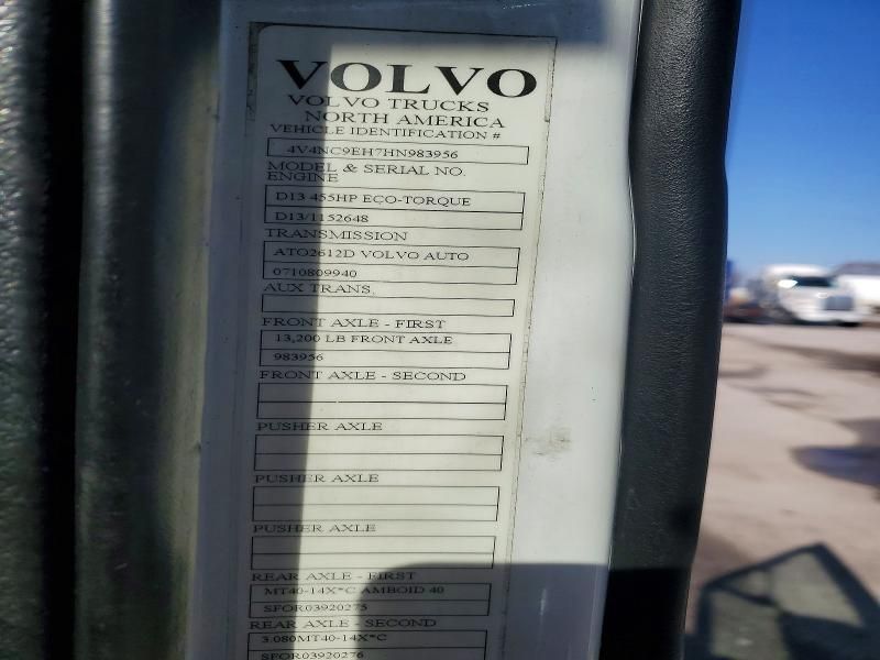 2017 Volvo VNL Semi Truck