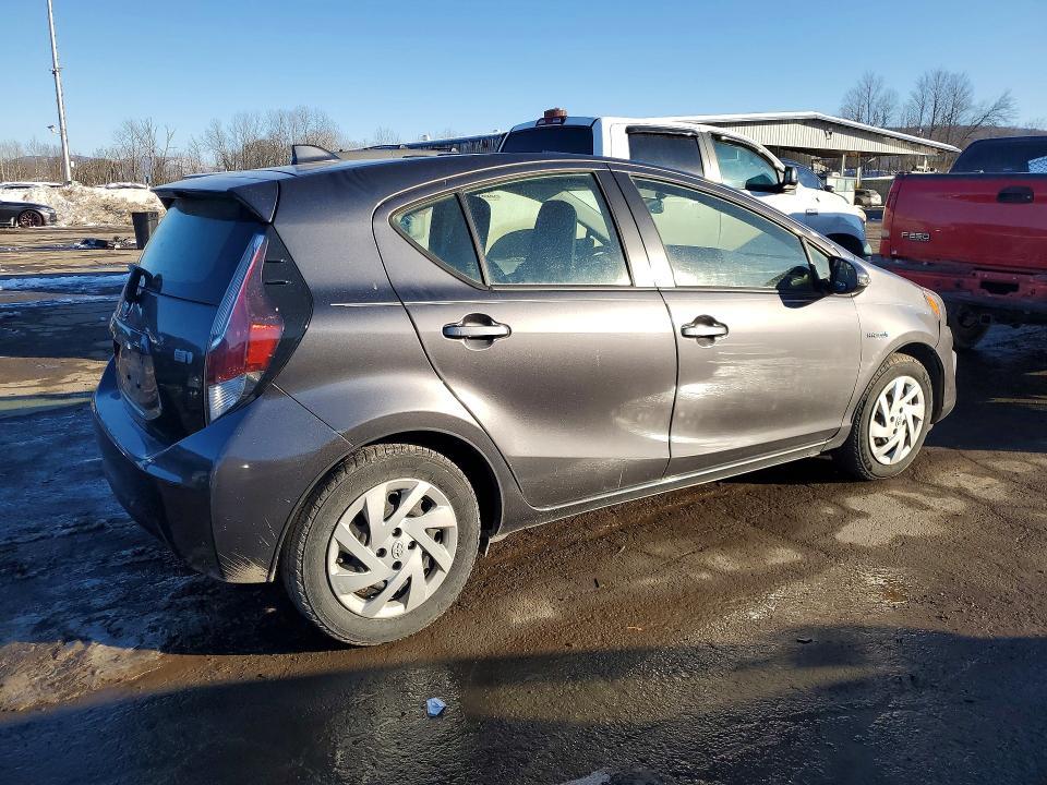 2015 Toyota Prius c