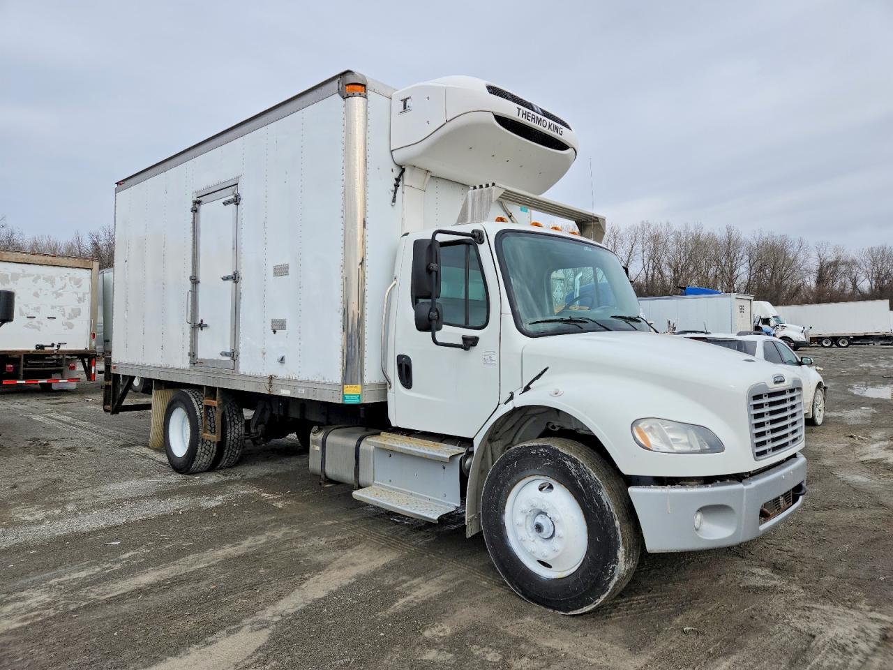 2014 Freightliner Business Class M2 Refrigerated BOX Truck