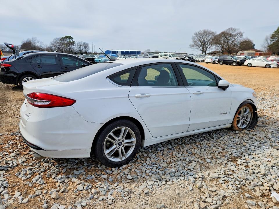 2018 Ford Fusion se Hybrid