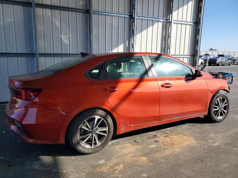 2023 KIA Forte lxs